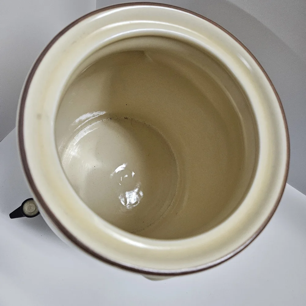 Vintage Pfaltzgraff Village Beverage Dispenser Crock with Lid 1 Gallon Stoneware